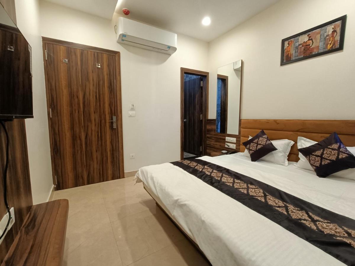 Hotel Vrinda Inn 우다이푸르 외부 사진
